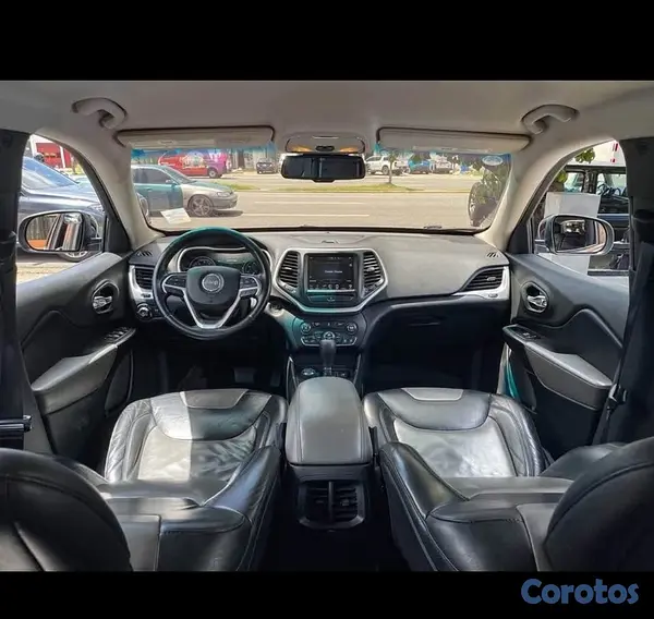 jeepetas y camionetas - Jeep Cherokee Limited 2