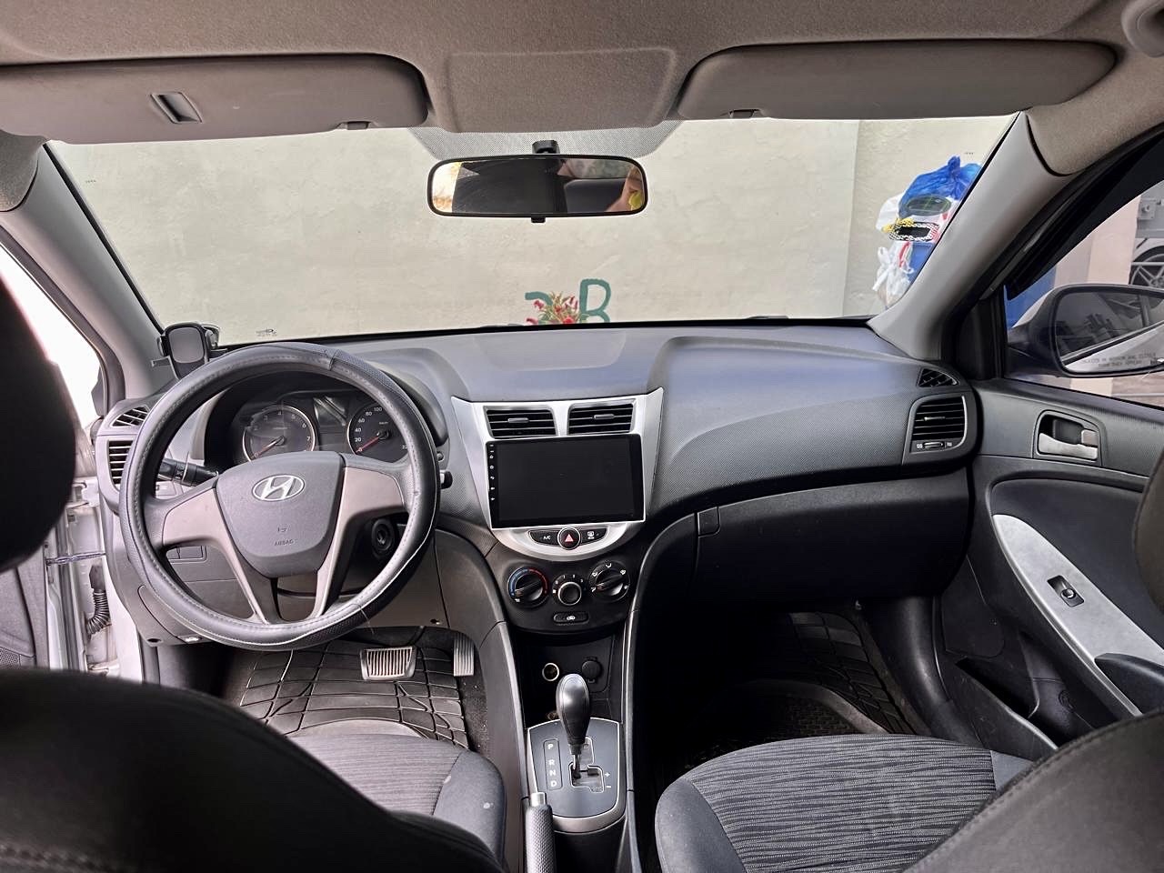 carros - Hyundai Accent 2017 - Motor Dohc 2