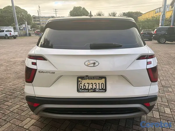 jeepetas y camionetas - hiunday cantus 2023 3
