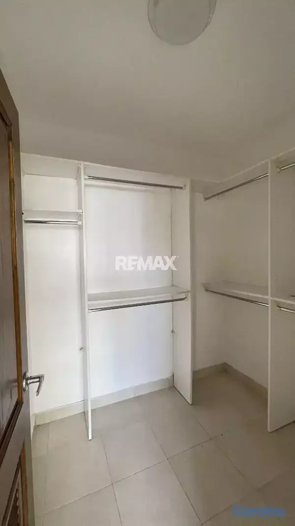 apartamentos - ESPACIOSO apartamento en alquile en EVARISTO MORAL 16