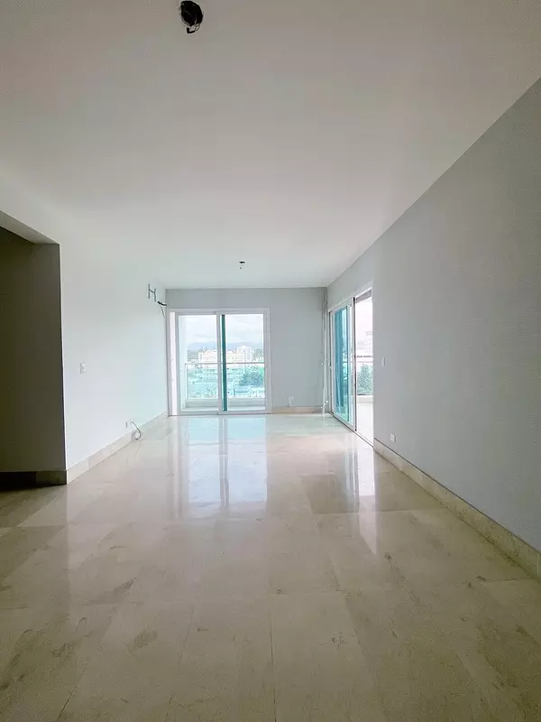 apartamentos - Apartamento en Torre en La Esmeralda  4