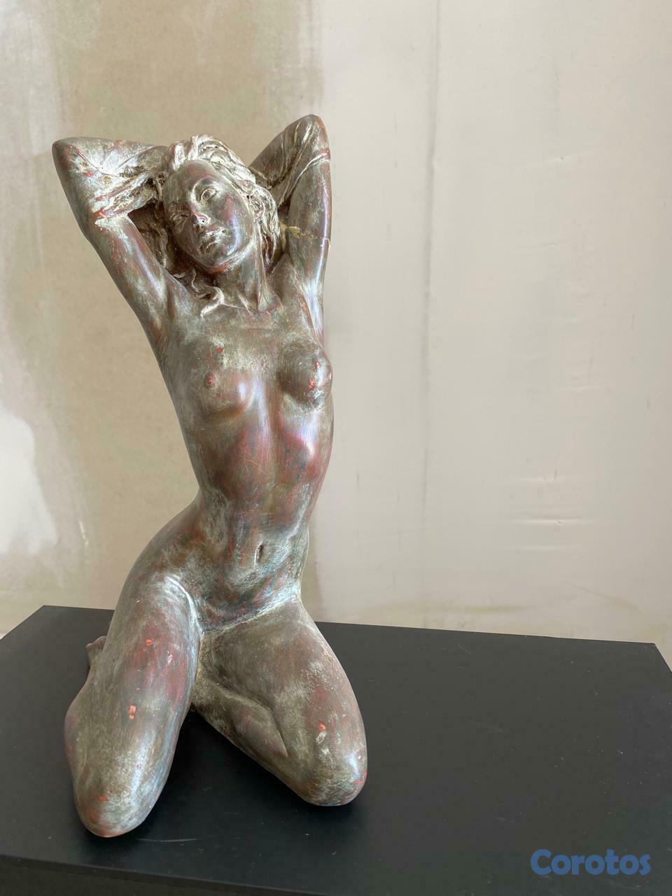 decoración y accesorios - escultura forjada en metal de mujer  2