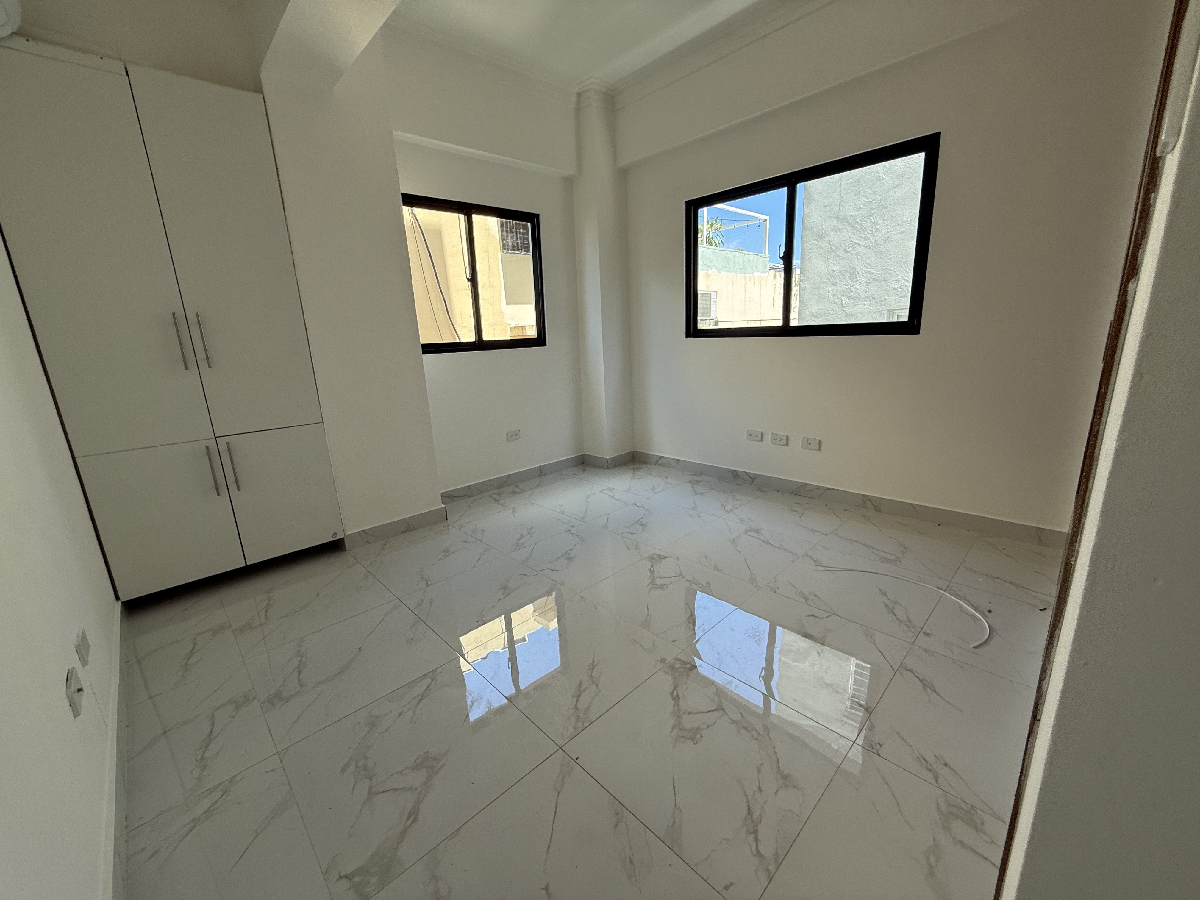 apartamentos - Vendo tercer nivel klm 7 independencia una hab 1.5 1