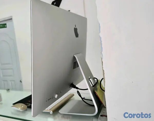 computadoras y laptops - imac Retina 4K 21.5 Pulg Core i5 Ram 16gb Disco 512gb SSD año 2019 3