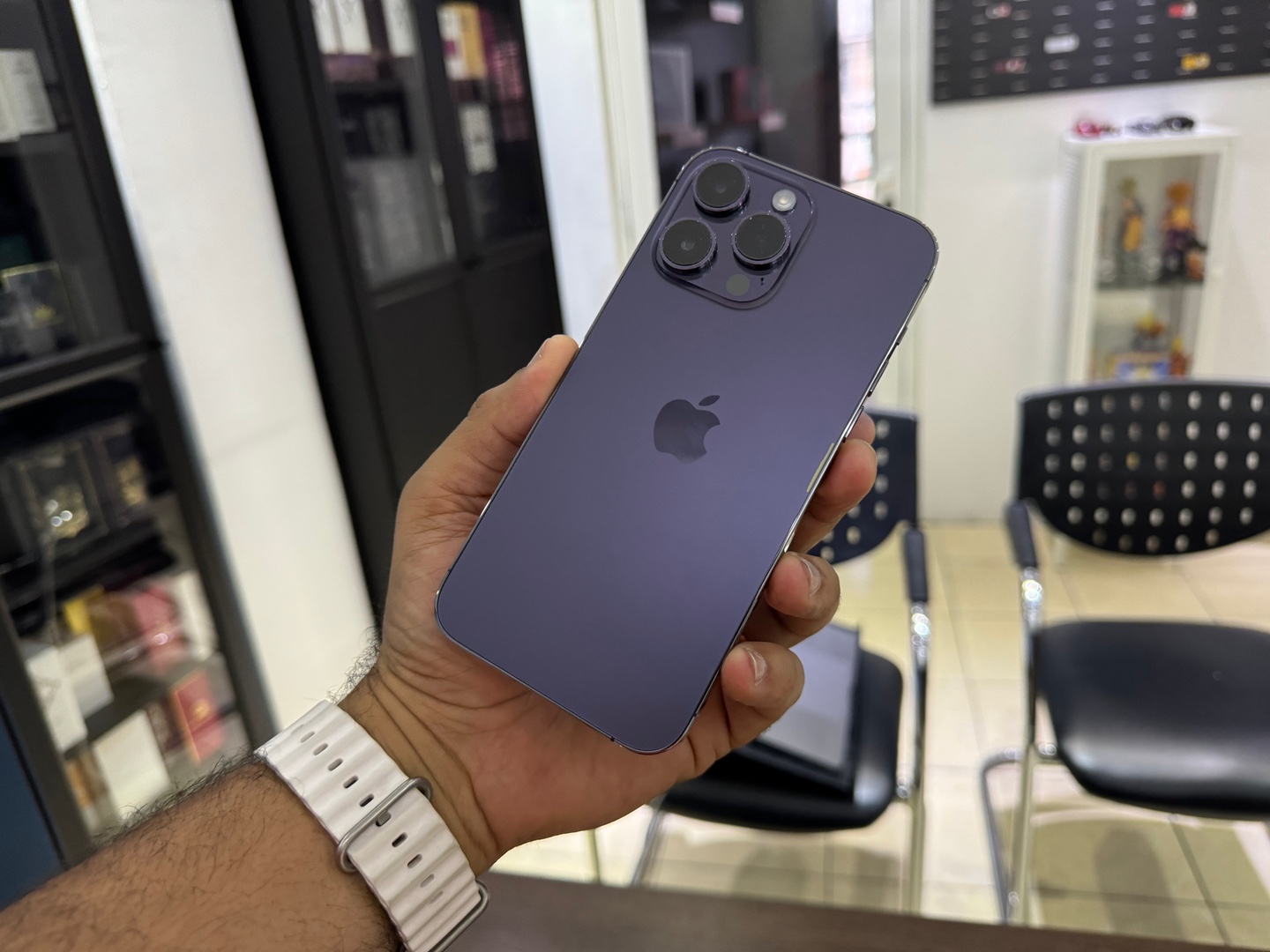 celulares y tabletas - iPhone 14 Pro Max 128GB Purple Como Nuevo, Desbloqueado, RD$ 52,700 NEG
