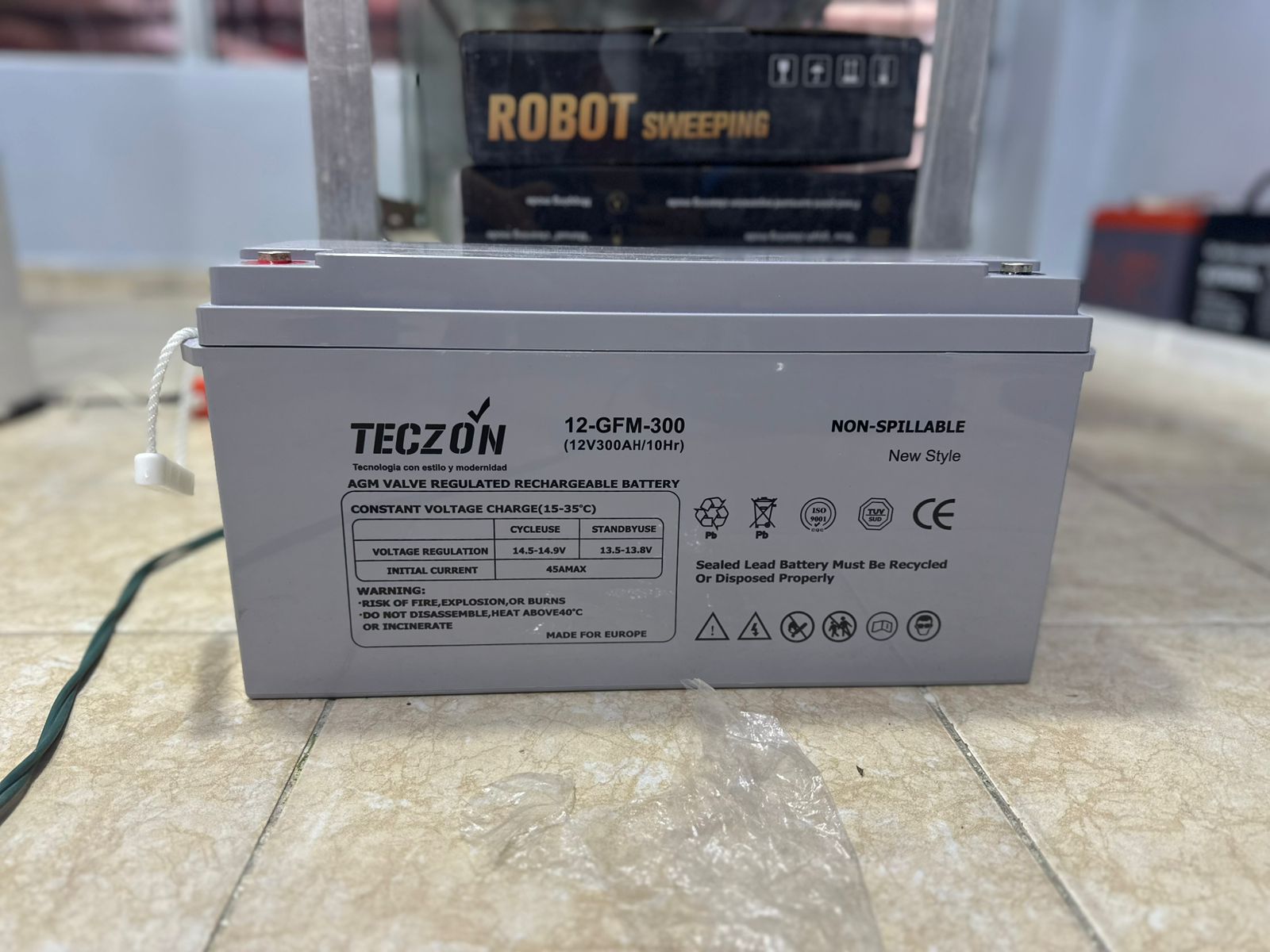 plantas e inversores - Baterías Teczon 12 volt/ 300 AH libres de mantenimiento ✔️ 0