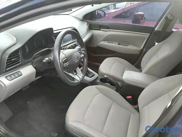 jeepetas y camionetas - FURGONETA TOYOTA HACE 2017 8