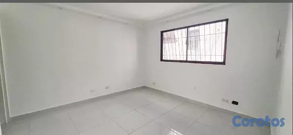 oficinas y locales comerciales - se alquila local  6