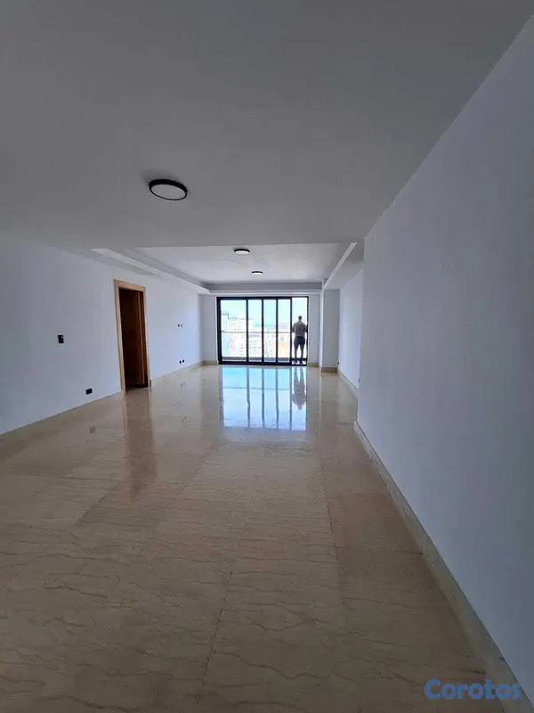 apartamentos - ¡Apartamento Nuevo en Renta en Naco – Piso Alto y  5
