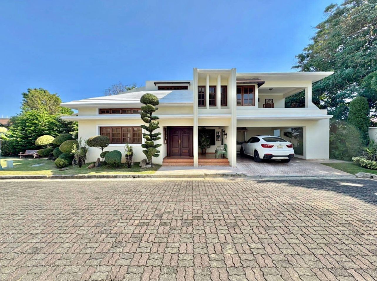 casas - Casa en Venta en las praderas con patio distrito N 6