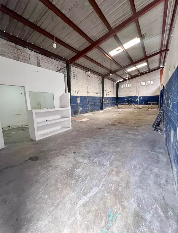 oficinas y locales comerciales - Alquiler nave comercial  3
