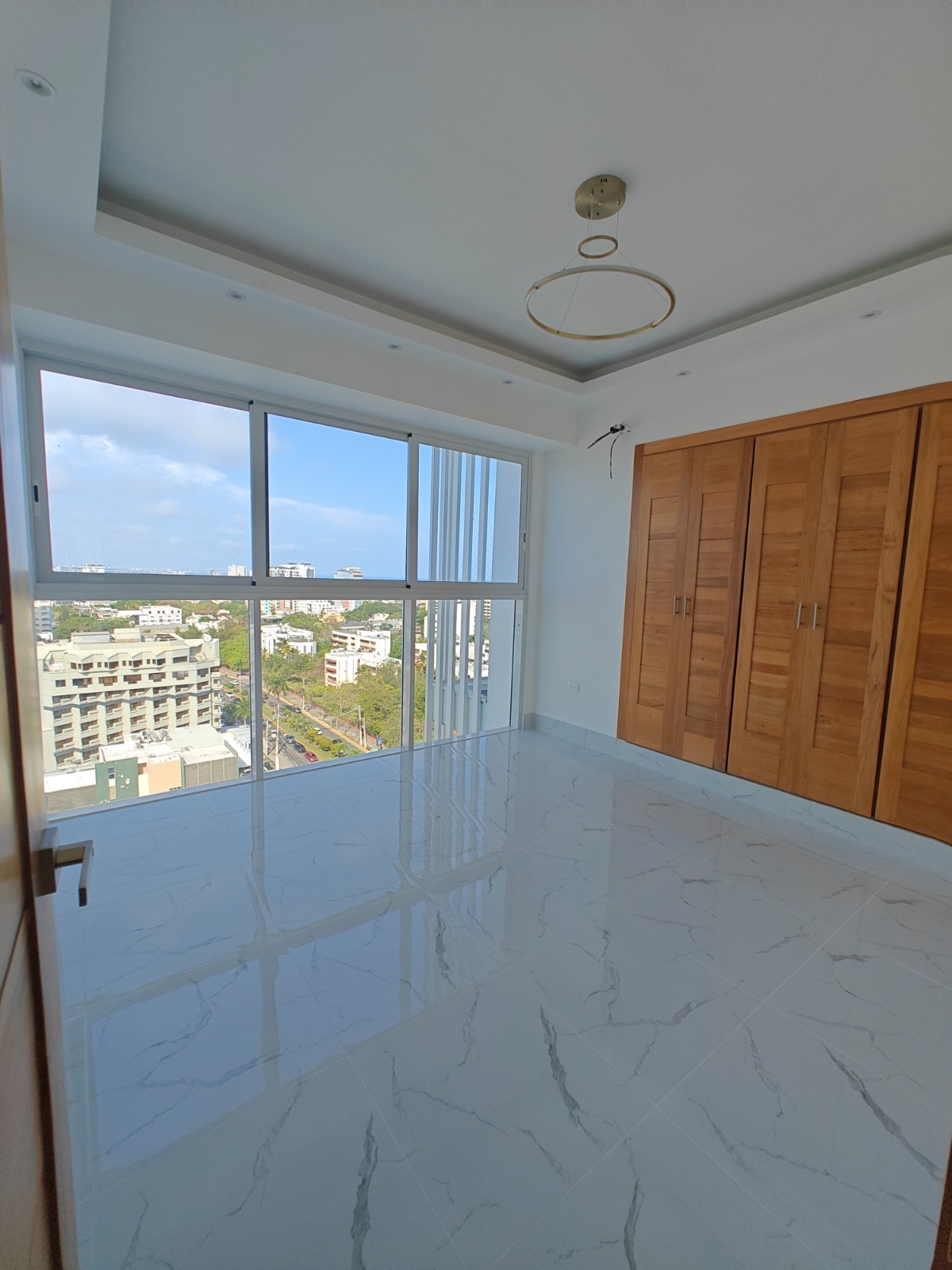 apartamentos - Alquiló bella vista piso 13 dos hab 2.5 baños dos  1
