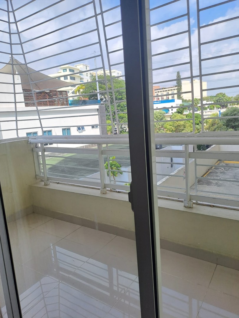 apartamentos - Gascue a metros de UNIBE.
Propiedad ideal para estudiantes.
Alquilo amueblado. 0