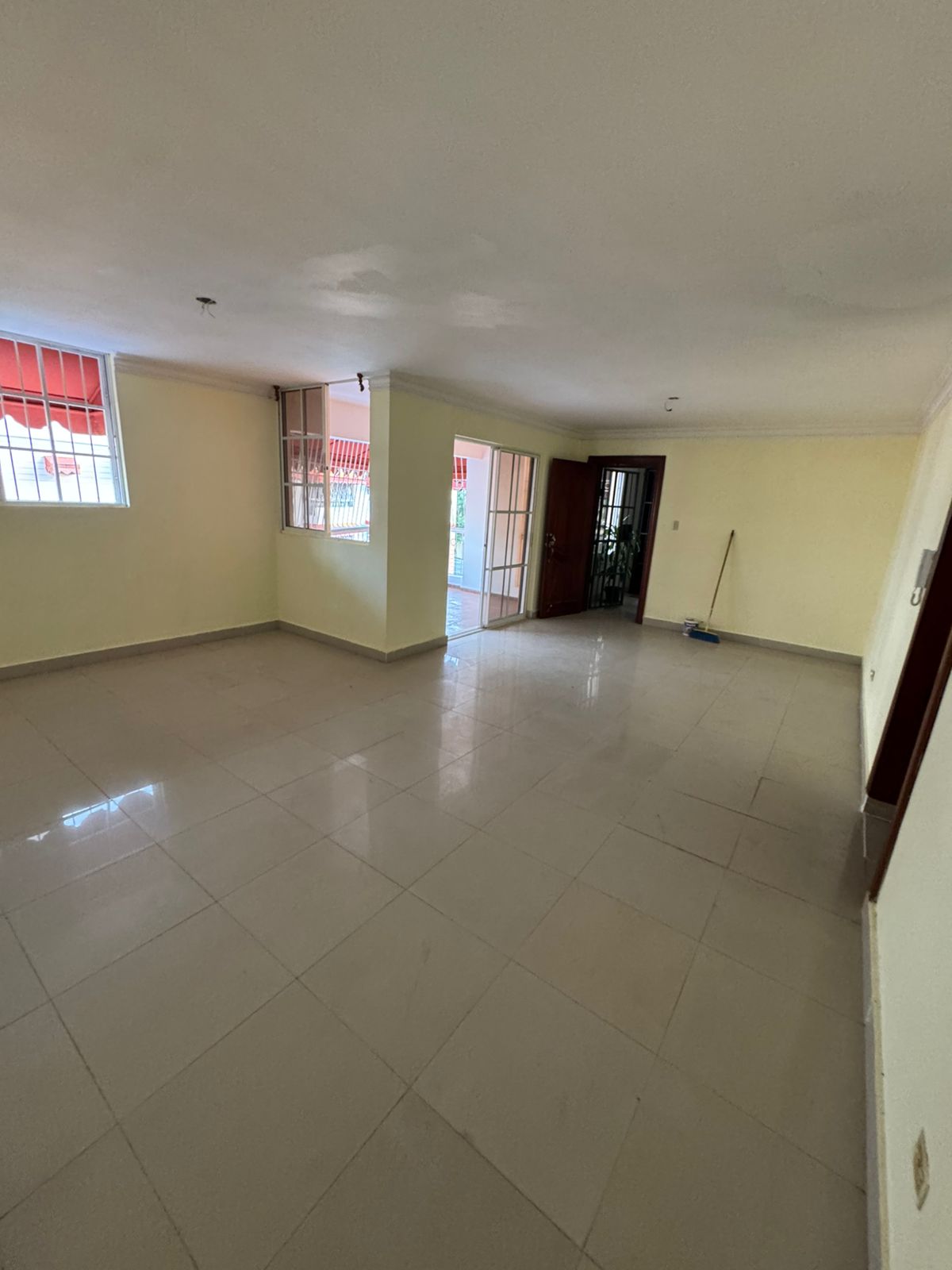 apartamentos -  Alquiler de Apartamento en Vista Hermosa  4