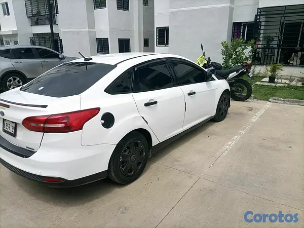 carros - FORD FOCUS 2015. PRECIO DE REMATE.. 4