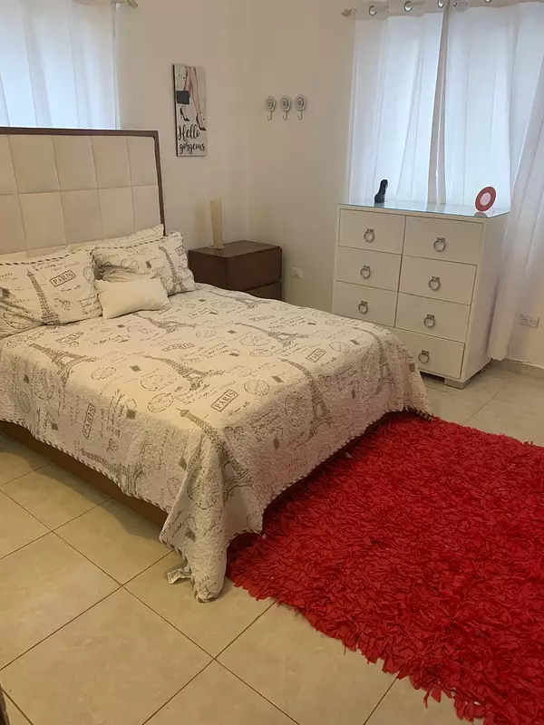 apartamentos -  Apartamento de 3 Habitaciones, Urbanización Real 8