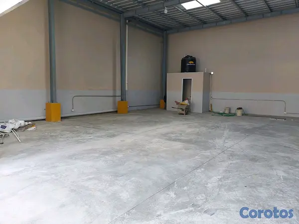 otros inmuebles - Nave Industrial en Alquiler Herrera 2