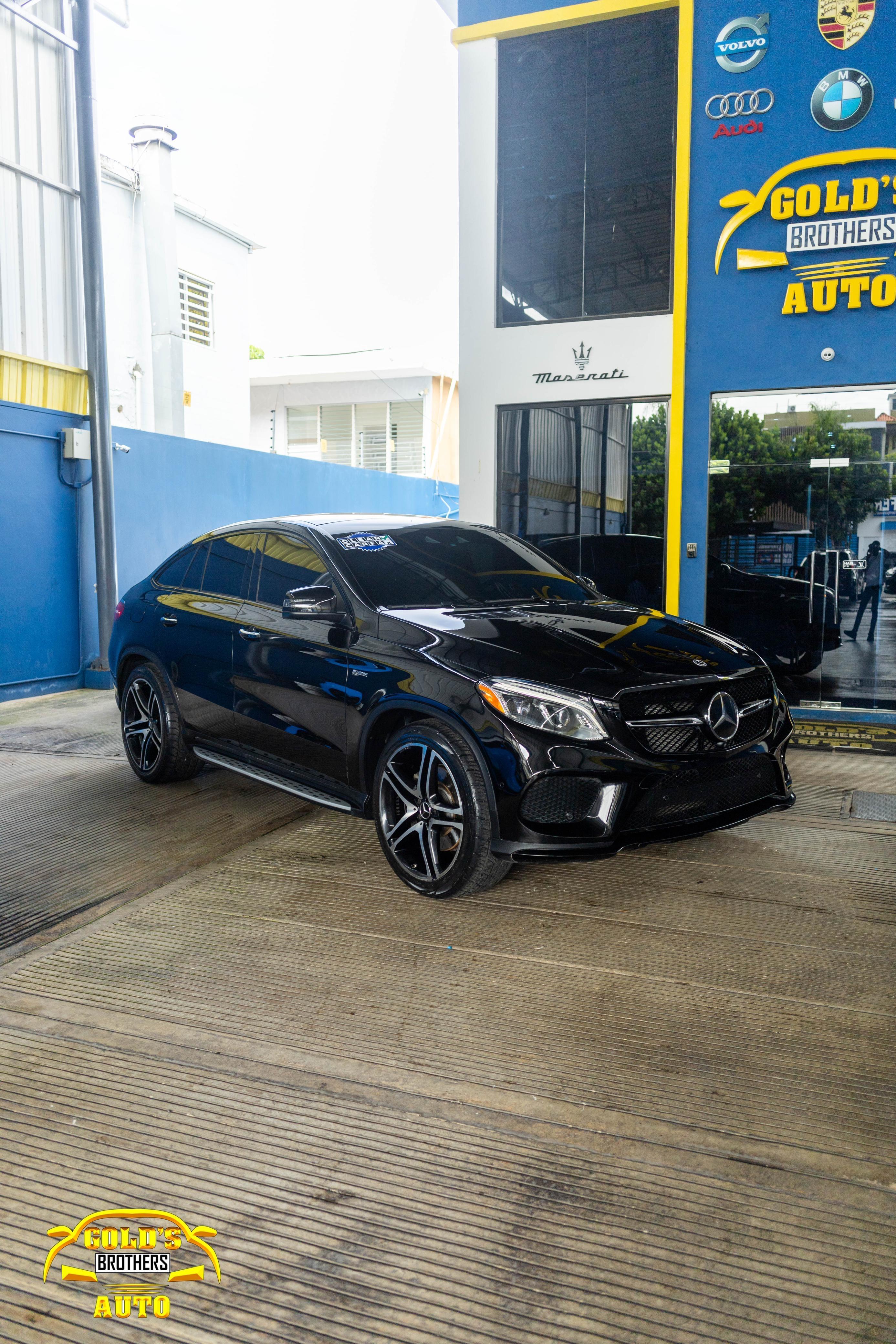 jeepetas y camionetas - Mercedes Benz GLE 43 AMG 2019 Clean Carfax Coupe 0
