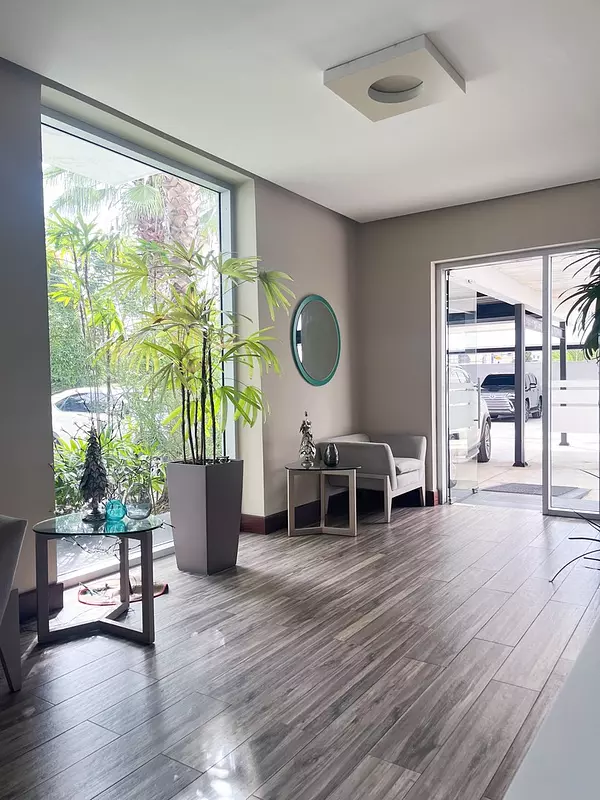 apartamentos - Apartamento en Torre en La Esmeralda  5