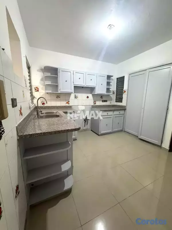 apartamentos - ALQUILO  apartamento en PIANTINI 5