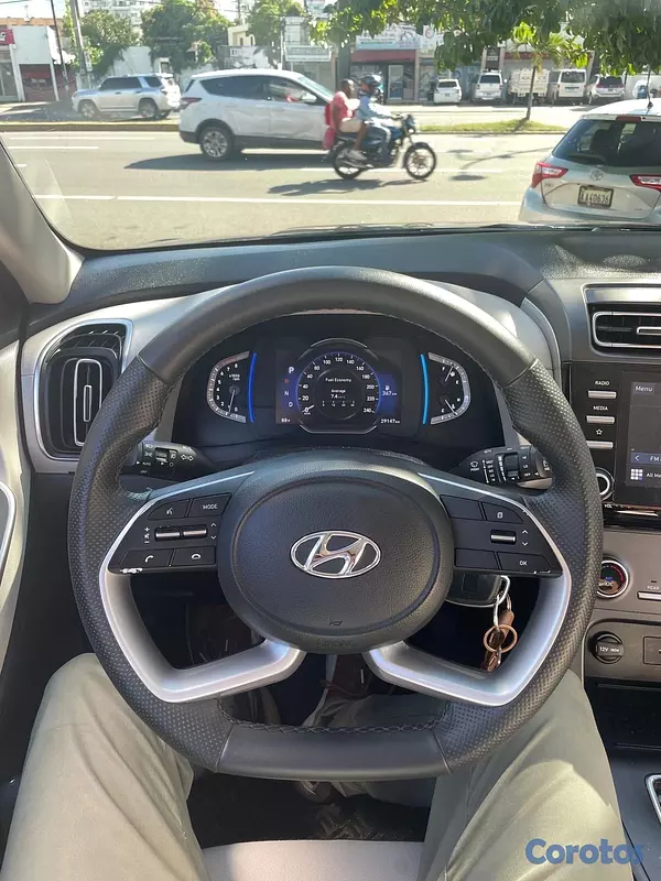 jeepetas y camionetas - Hyundai Cantus LUX 2023 9