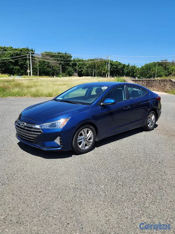 carros - HYUNDAI ELANTRA SEL 2020 770,000$  4