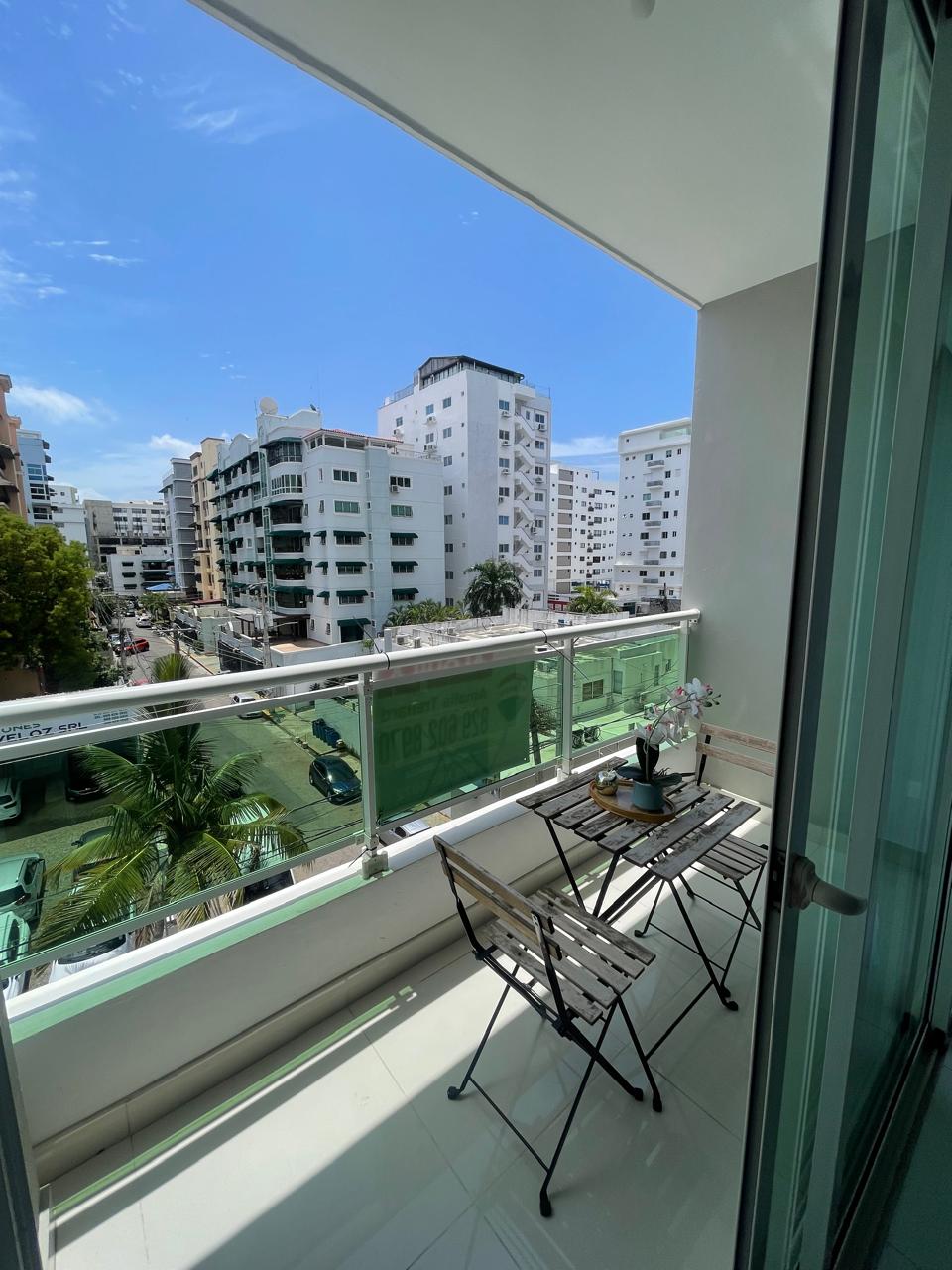 apartamentos - lquiler Apartamento Amueblado en Evaristo Morales 6