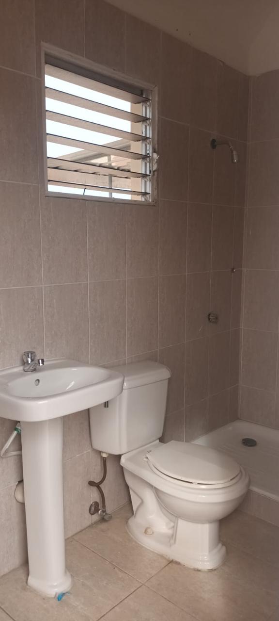 apartamentos - Vendo apartamento en gazcue con derecho a techo  8