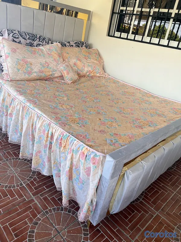 muebles y colchones - Cama queen como nueva  6