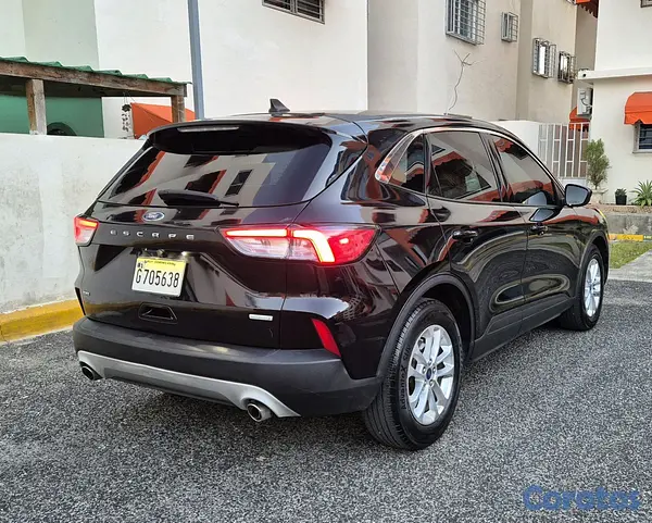 jeepetas y camionetas - Ford Escape SE 2020 3