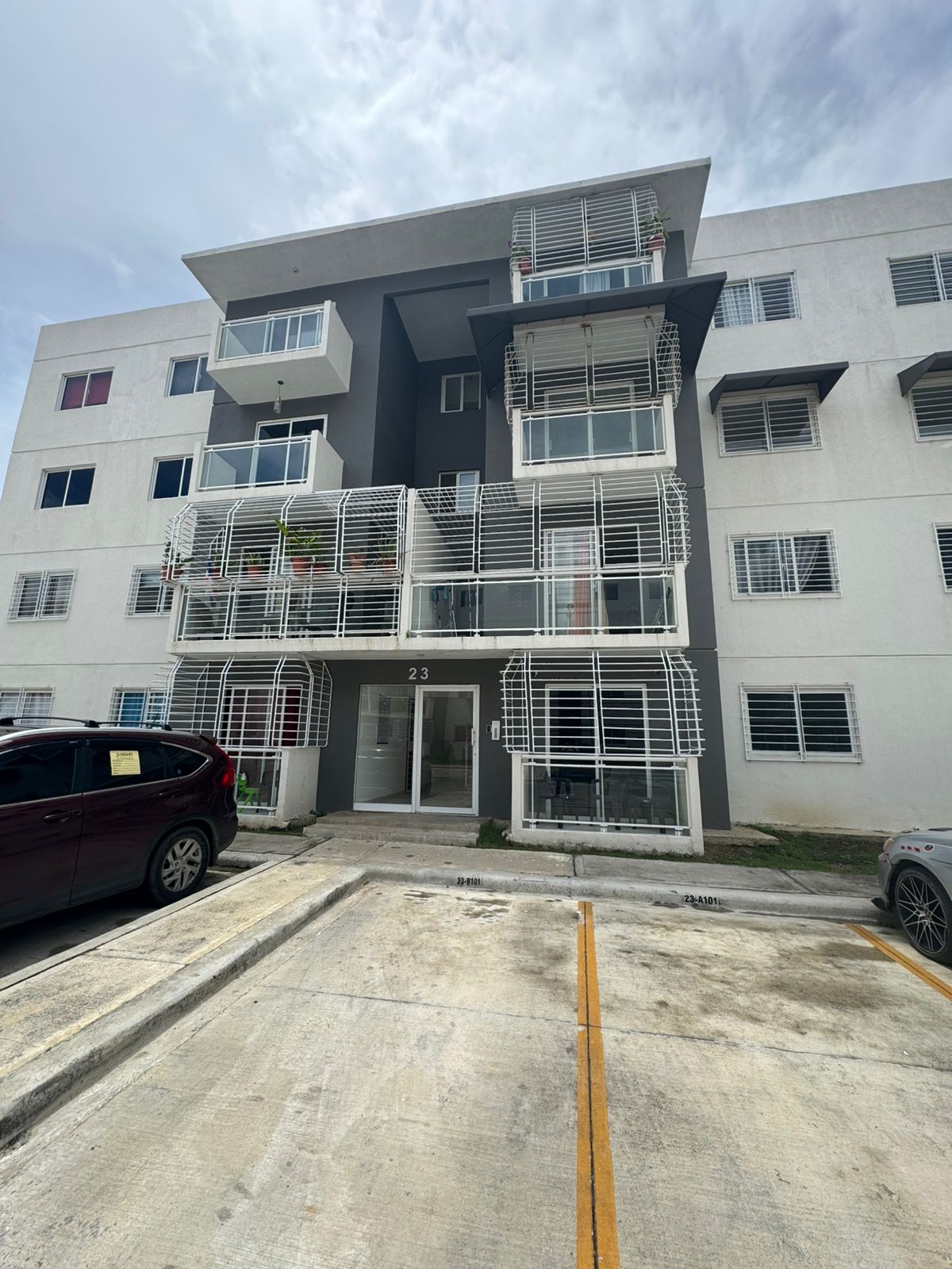 apartamentos - Piso 3 En Santo Domingo Este Residencial