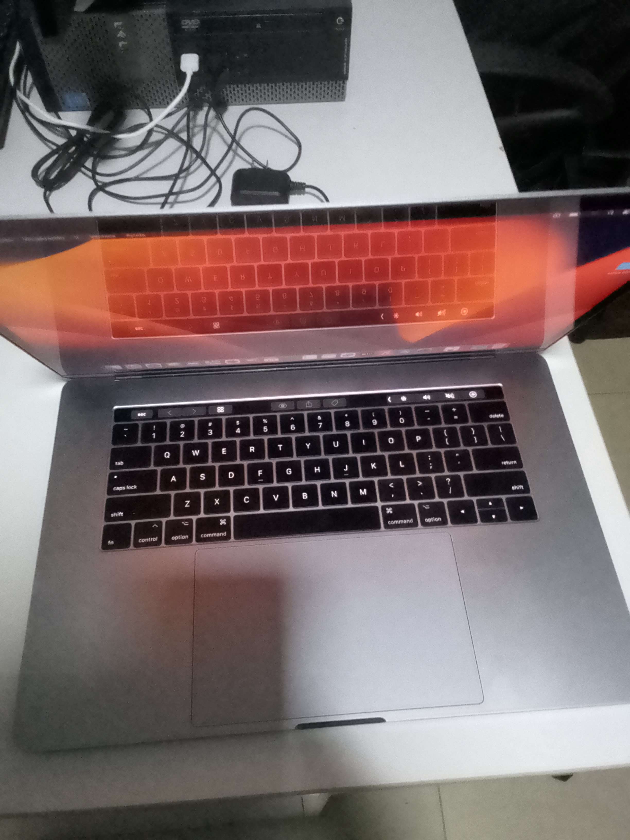 computadoras y laptops - MacBook Pro 2017 15 TouchBar! 5