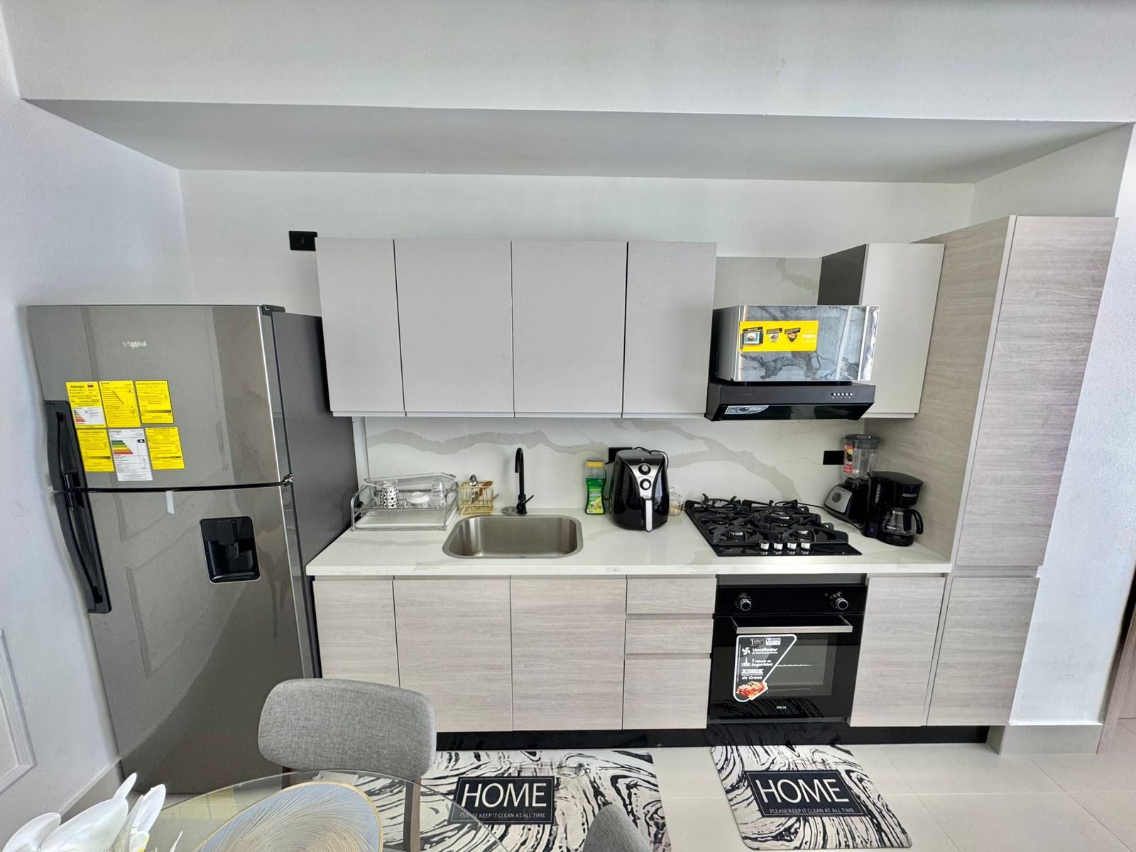 apartamentos - Apartamento en Alquiler Amueblado Evaristo Morales 8