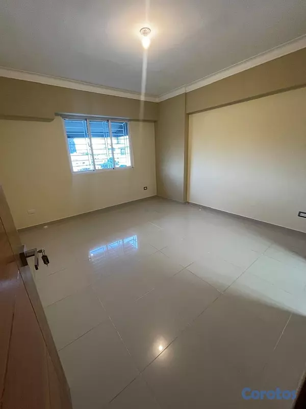 apartamentos - Vendo renacimiento tercer nivel tres habitaciones balcón dos baños dos parqueos  12