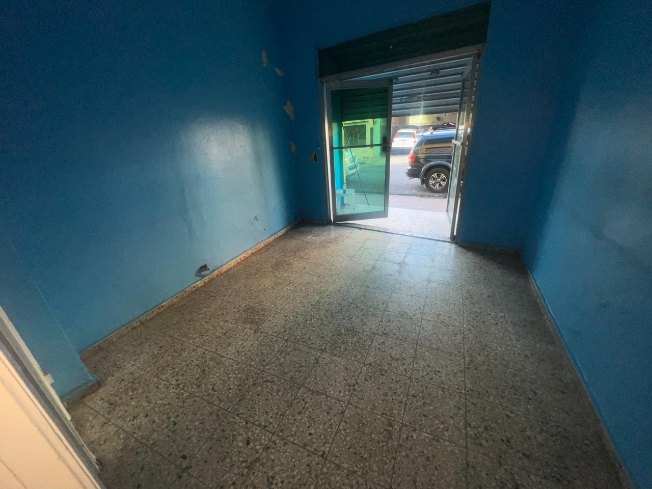 oficinas y locales comerciales - 

local comercial  una oportunidad!! 
R E B A J A D O
 2