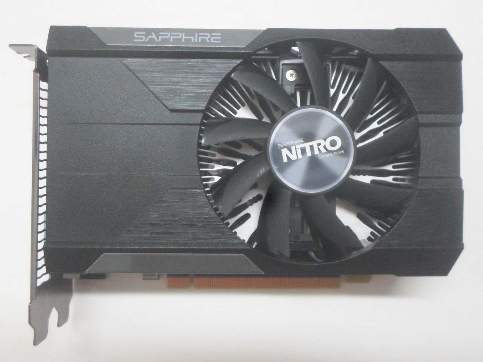 computadoras y laptops - Tarjeta de video Sapphire Radeon NITRO R7 360 2GB 1