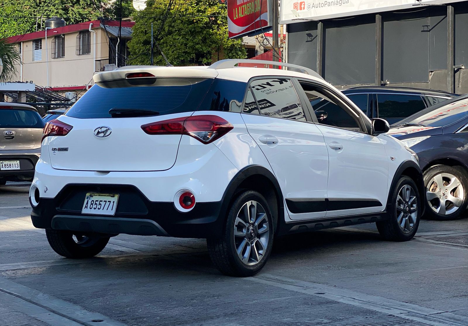 carros - Hyundai i20 Active 2020 FINANCIAMIENTO DISPONIBLE 2