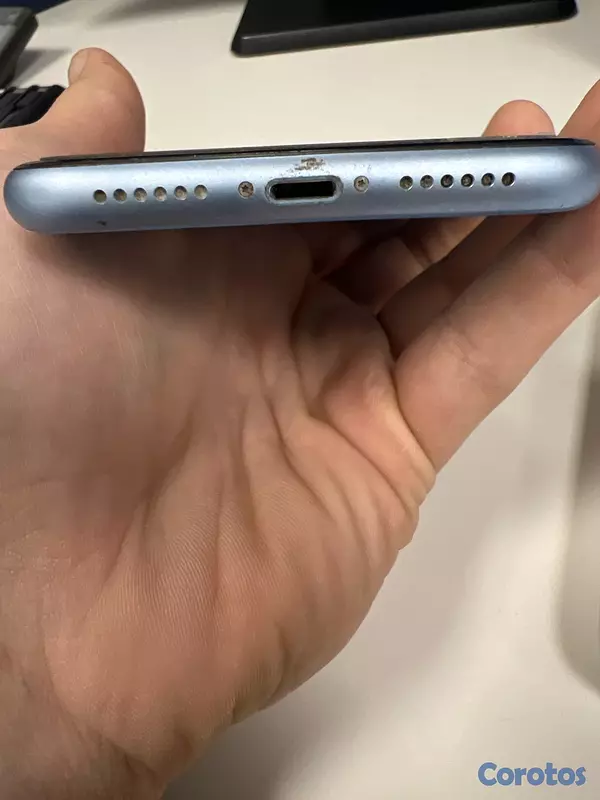 celulares y tabletas - iPhone XR 4