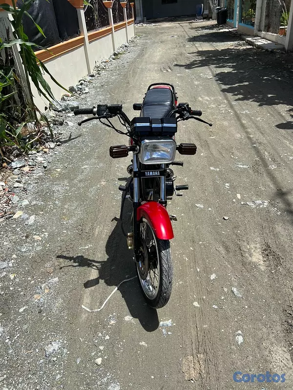 motores y pasolas - Yamaha  4