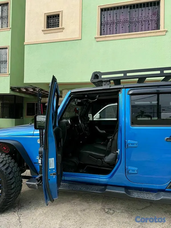 jeepetas y camionetas - jeep wrangler unlimited Sáhara 2016 8