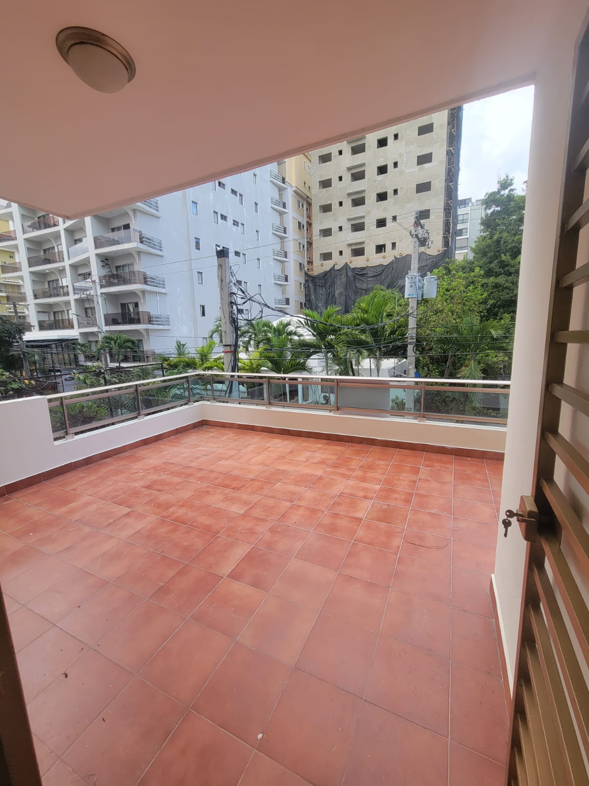 apartamentos - Piso 2 Con Terraza Privada  En Bella Vista 0