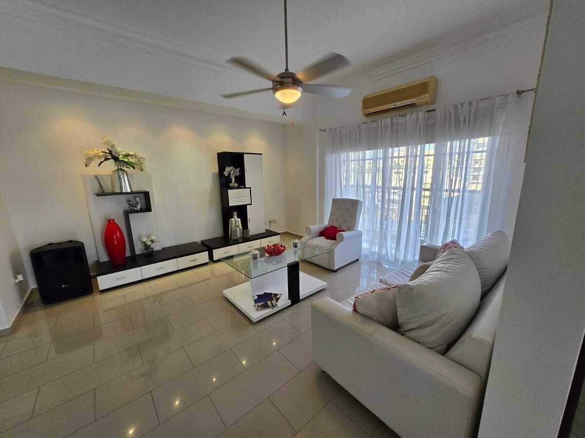 apartamentos - Se Vende o Se Alquila Apartamento amueblado de 3 habitaciones en Bella Vista 3