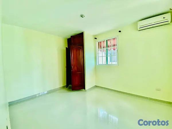 casas - LUJOSA CASA EN SAN ISIDRO  5