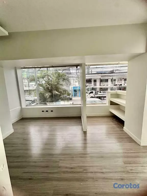 oficinas y locales comerciales - LOCAL COMERCIAL 65 METROS DE RENTA LOS JARDINES SANTIAGO 2