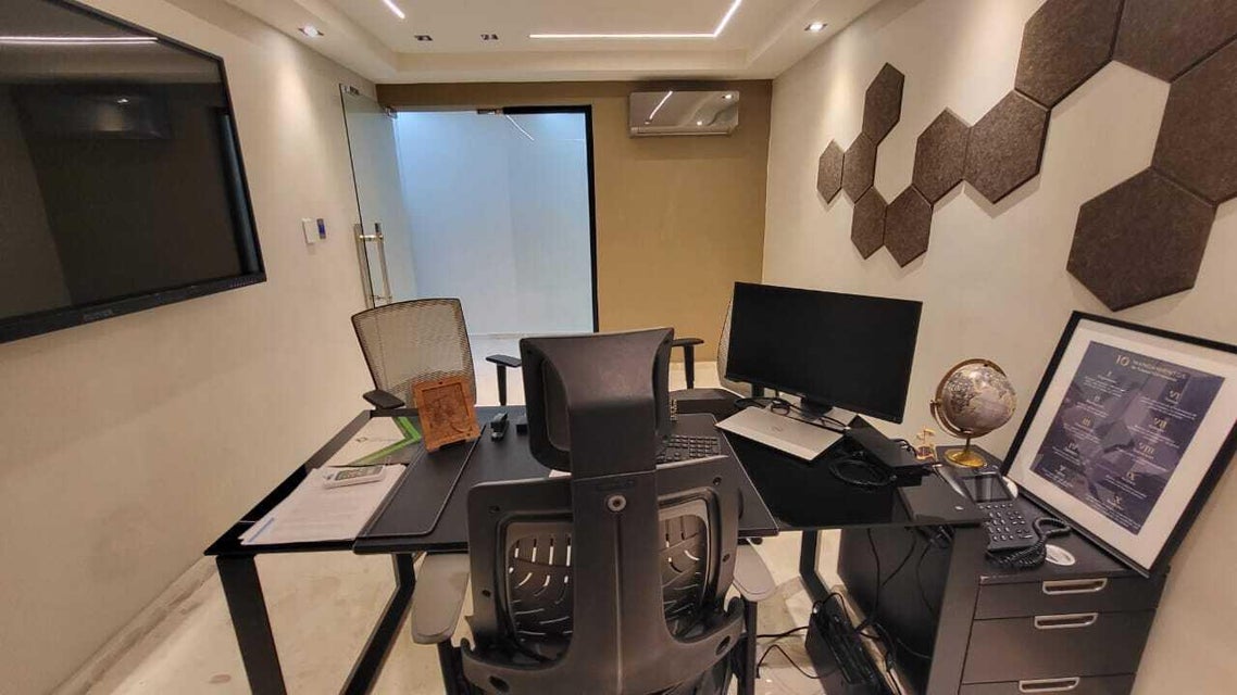 oficinas y locales comerciales - Oficina en alquiler en El Millón  0