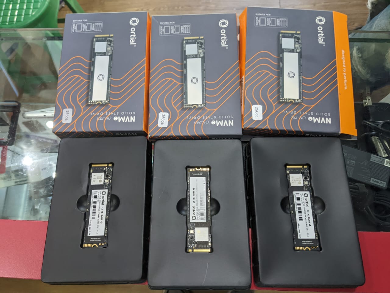 computadoras y laptops - Disco duro M.2 256GB y 128GB 0