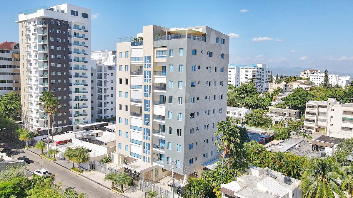 apartamentos - SEGUNDO PISO AREA SOCIAL Y PISCINA LA ESMERALDA SANTIAGO 0