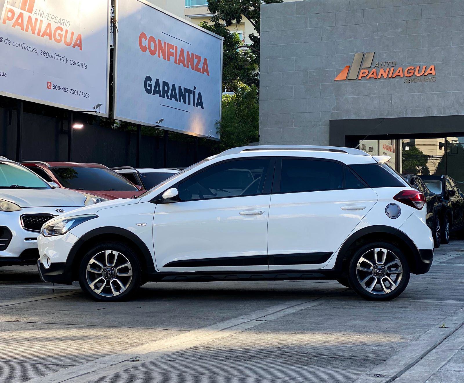 carros - Hyundai i20 Active 2020 FINANCIAMIENTO DISPONIBLE