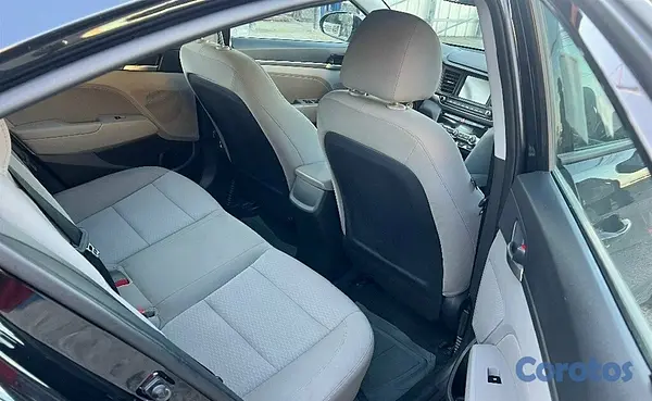 carros - 2020 Hyundai Elantra SEL  2