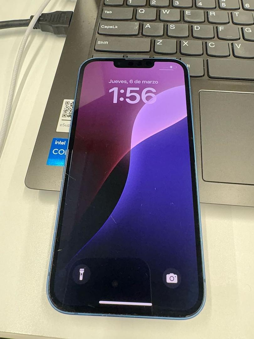 celulares y tabletas - iPhone 13, 128GB para usar con TurboSim.  0